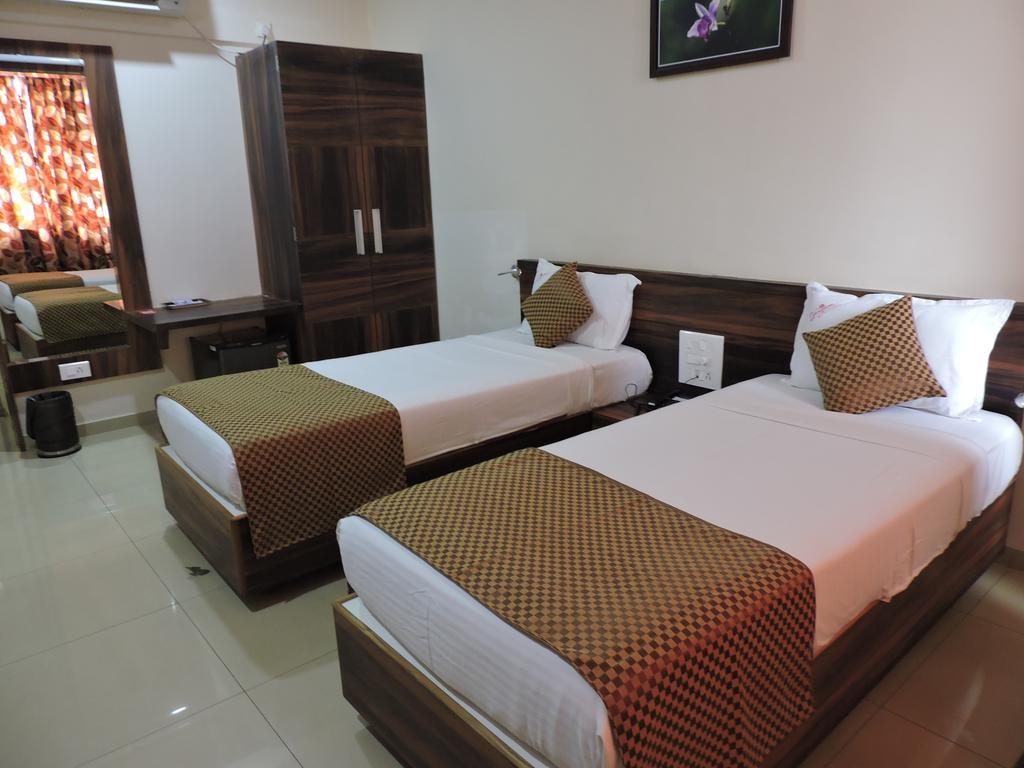 Hotel Sangam Regency Ratnāgiri Zimmer foto