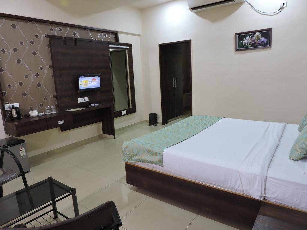 Hotel Sangam Regency Ratnāgiri Zimmer foto