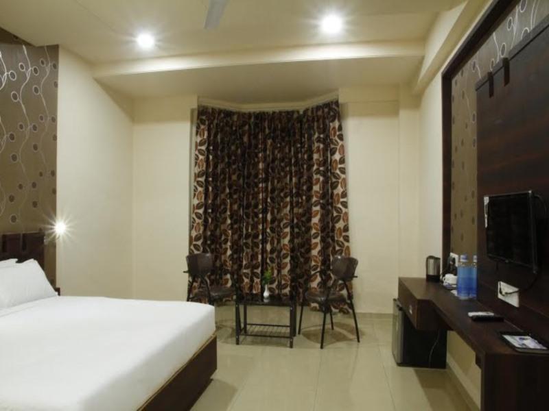 Hotel Sangam Regency Ratnāgiri Exterior foto