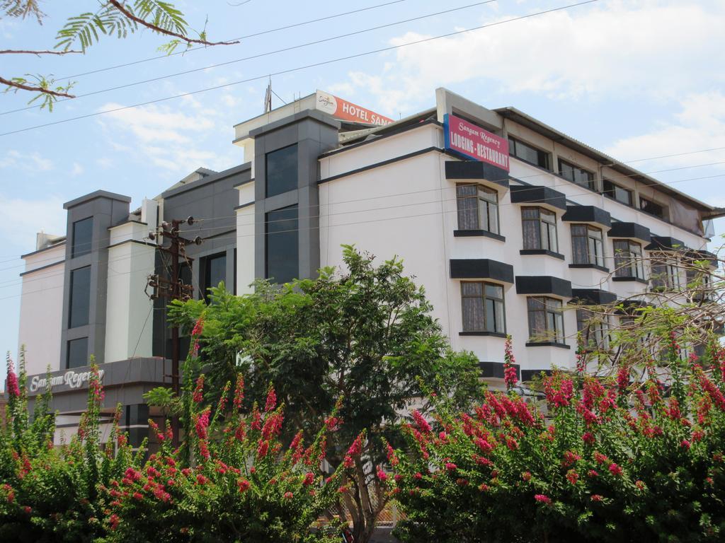 Hotel Sangam Regency Ratnāgiri Exterior foto